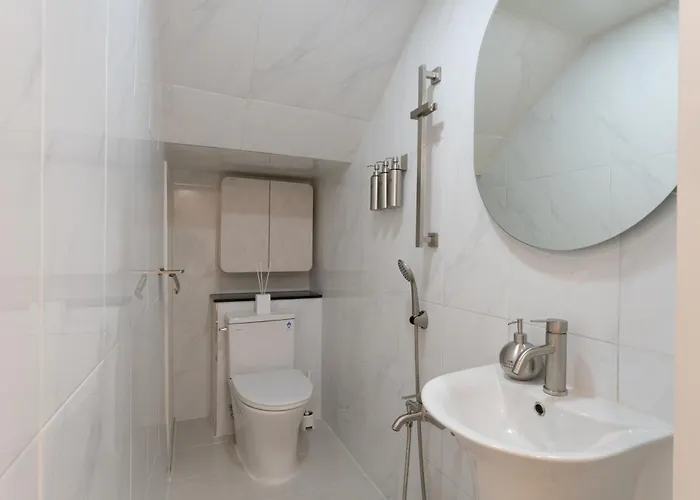 Free Luggage Storage, Terrace, 7 Min From Ddm Station, 3br *