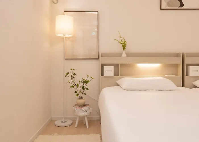 Free Luggage Storage, Terrace, 7 Min From Ddm Station, 3br * Seul